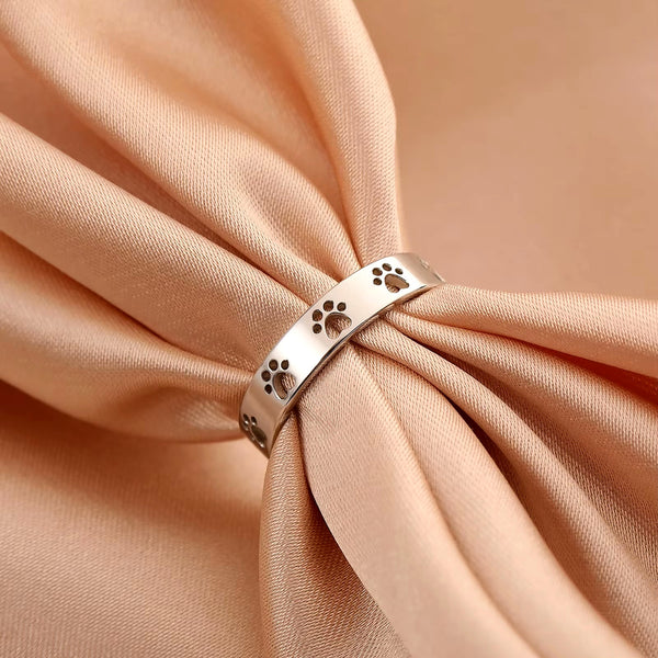 Cat Paw Print Ring — Hand-Engraved Keepsake